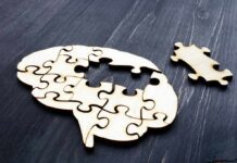 Shrinking Muscles, Shrinking Memory Wooden brain-shaped jigsaw with a missing piece